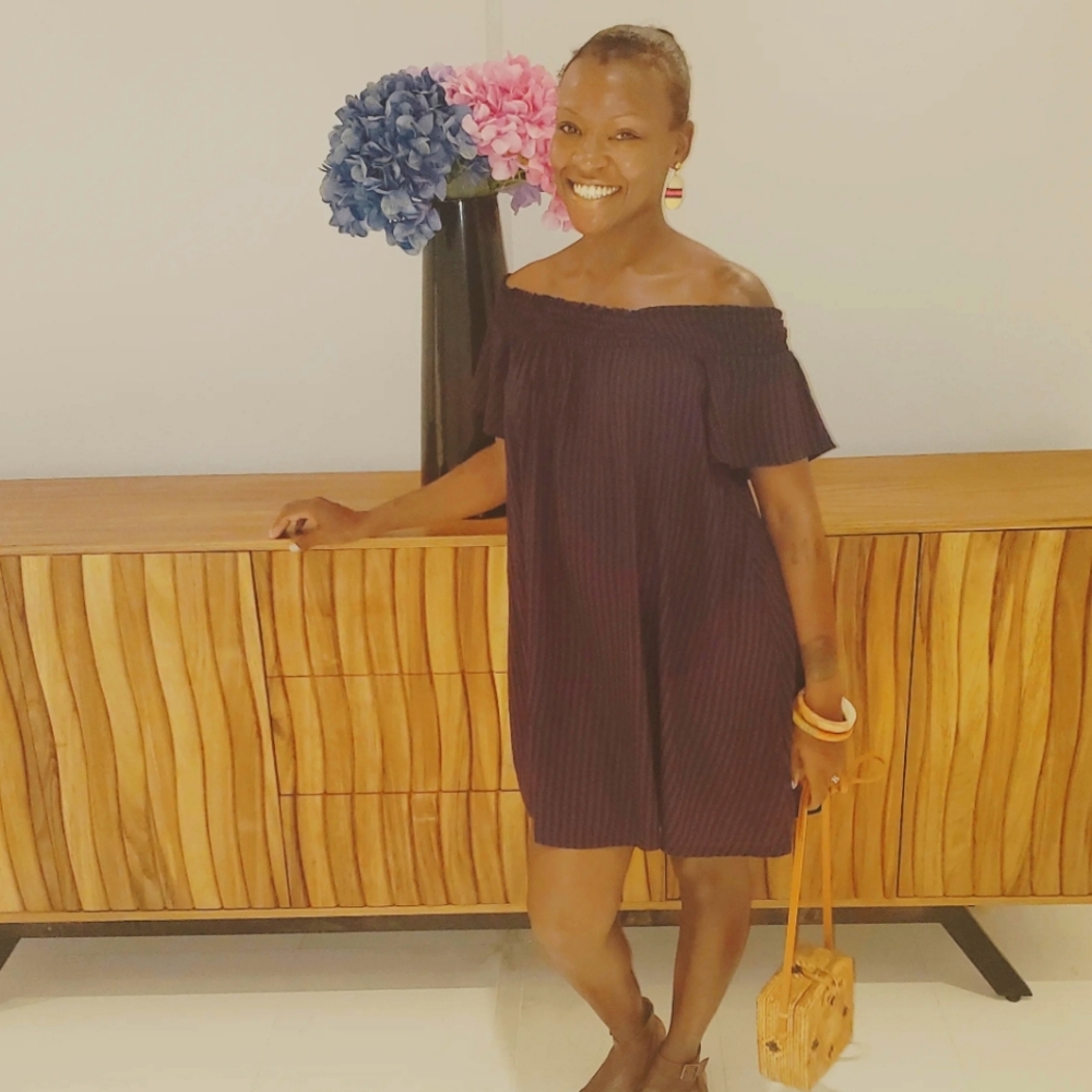 Meet your Posher, Davenia